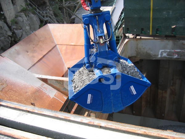 Hydraulic Clamshell Grabs