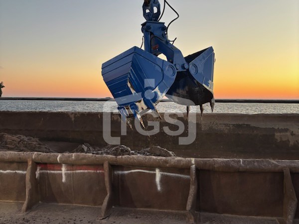 Hydraulic Roundnose Grabs