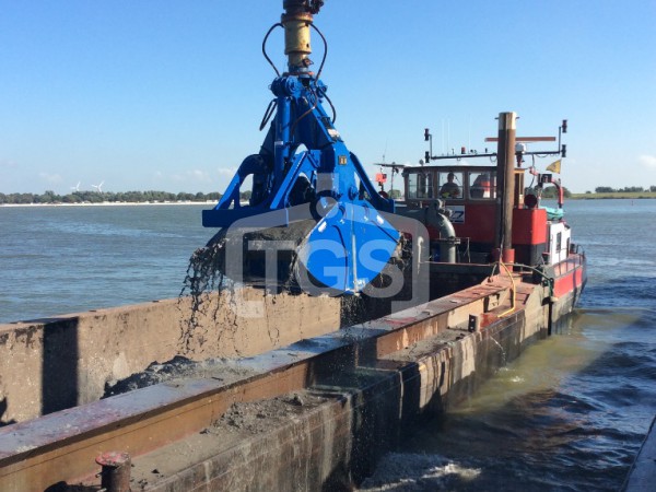 Hydraulic Digging / Dredging Clamshell Grabs
